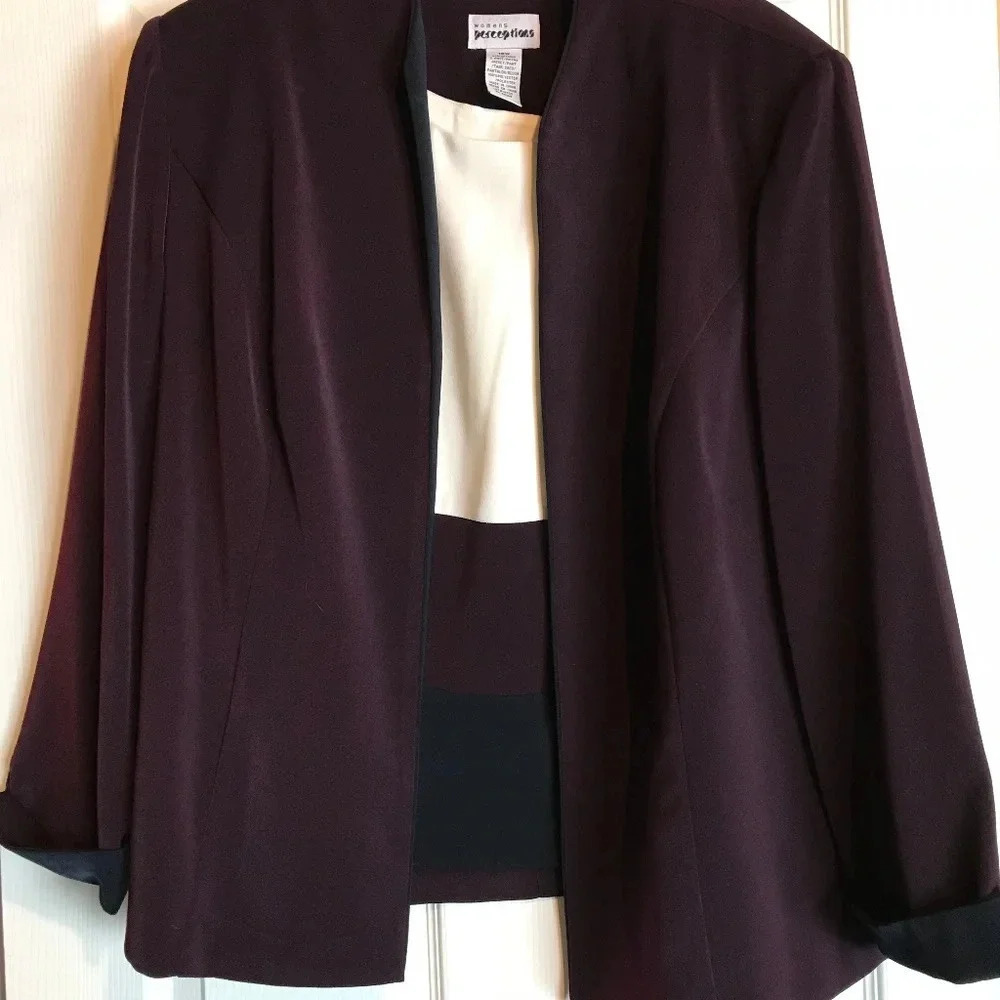 Perception's Women's Size 18W Work Blazer and Matching Top Maroon EUC